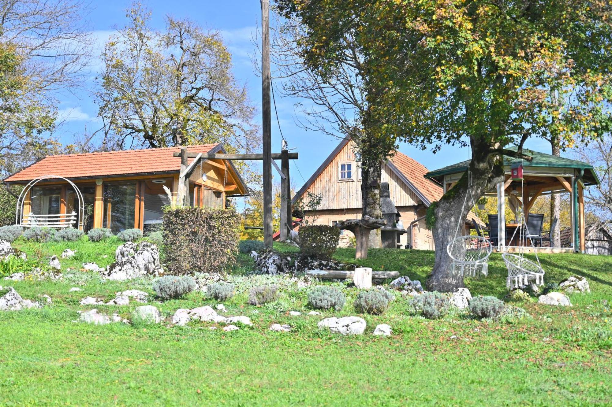 Double Paradise Slunj Exterior photo